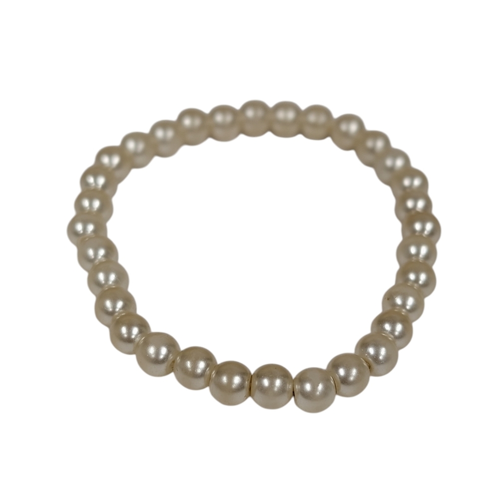 Vintage small faux pearl stretch bracelet